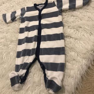 Petit bateau velour footie. Size 6m. 👌 condition